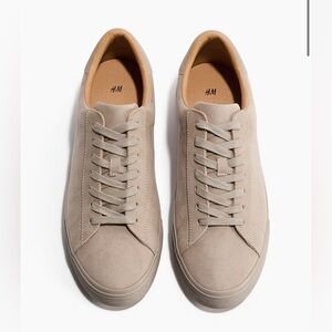 NWT H&M Men's Beige Suede Low-Top Sneakers
